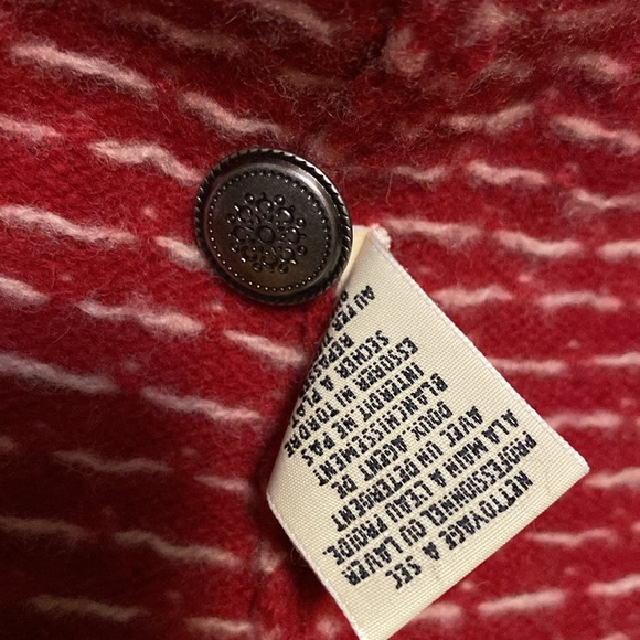 Vintage Eddie Bauer Red Nordic Wool Vest ￼ - Picture 10 of 10